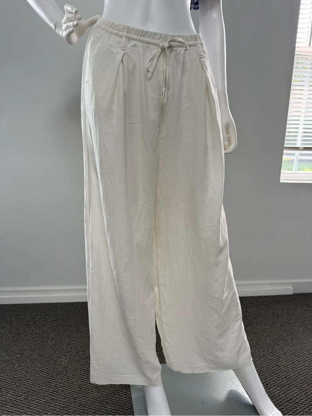 Zara Oyster White Wide-Leg Drawstring Pants